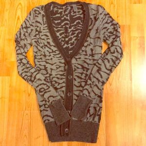 Grey printed sweater